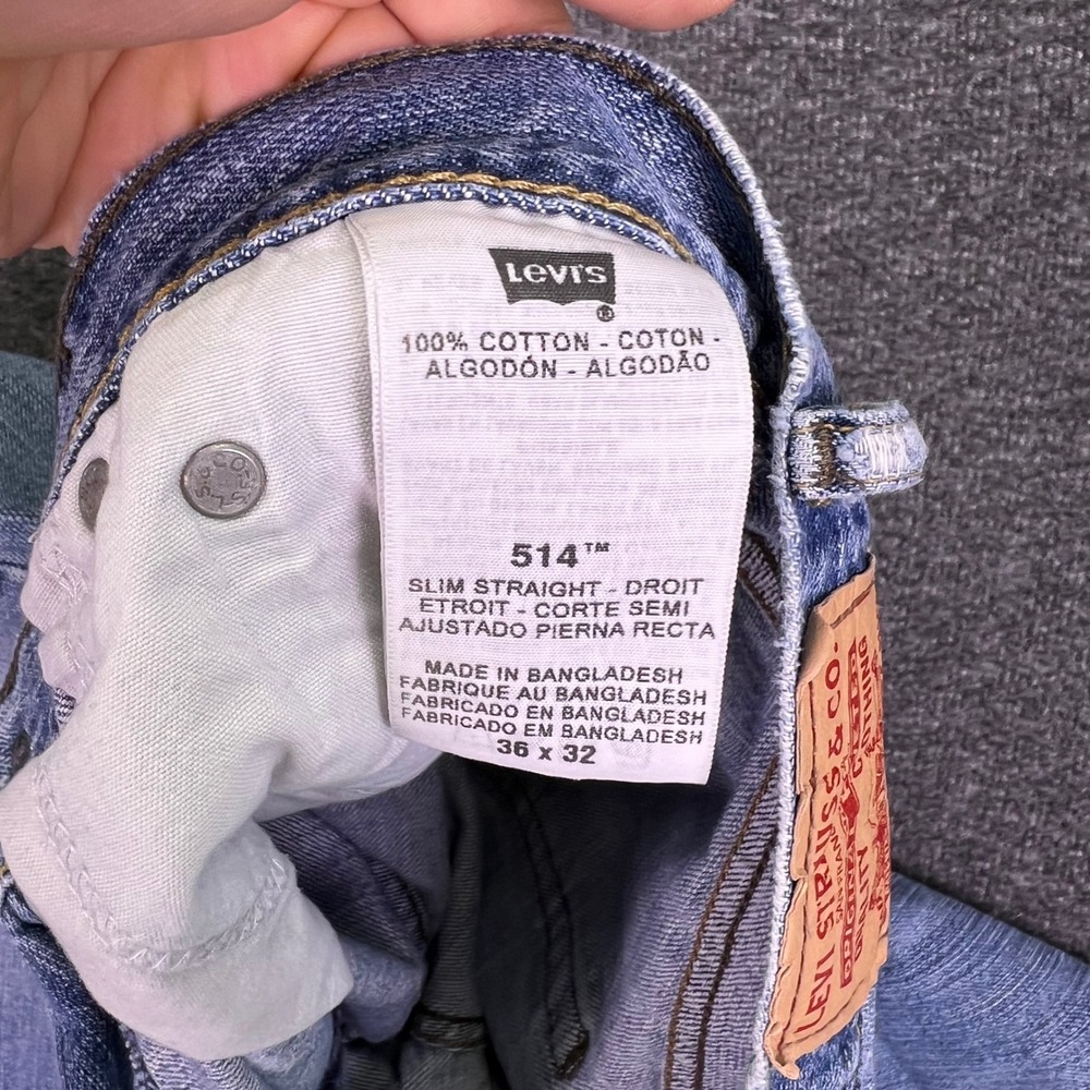 Levis 514 Jeans Mens 36x32 Light Wash Slim Straight Classic Casual Denim Retro - Picture 15 of 16